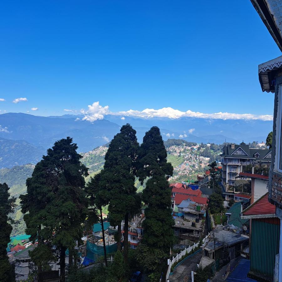 Darjeeling Heights - A Boutique Mountain View Homestay المظهر الخارجي الصورة