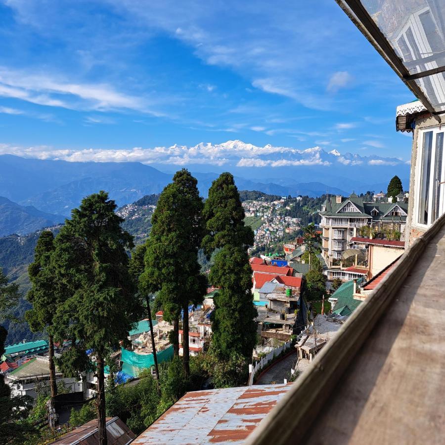 Darjeeling Heights - A Boutique Mountain View Homestay المظهر الخارجي الصورة