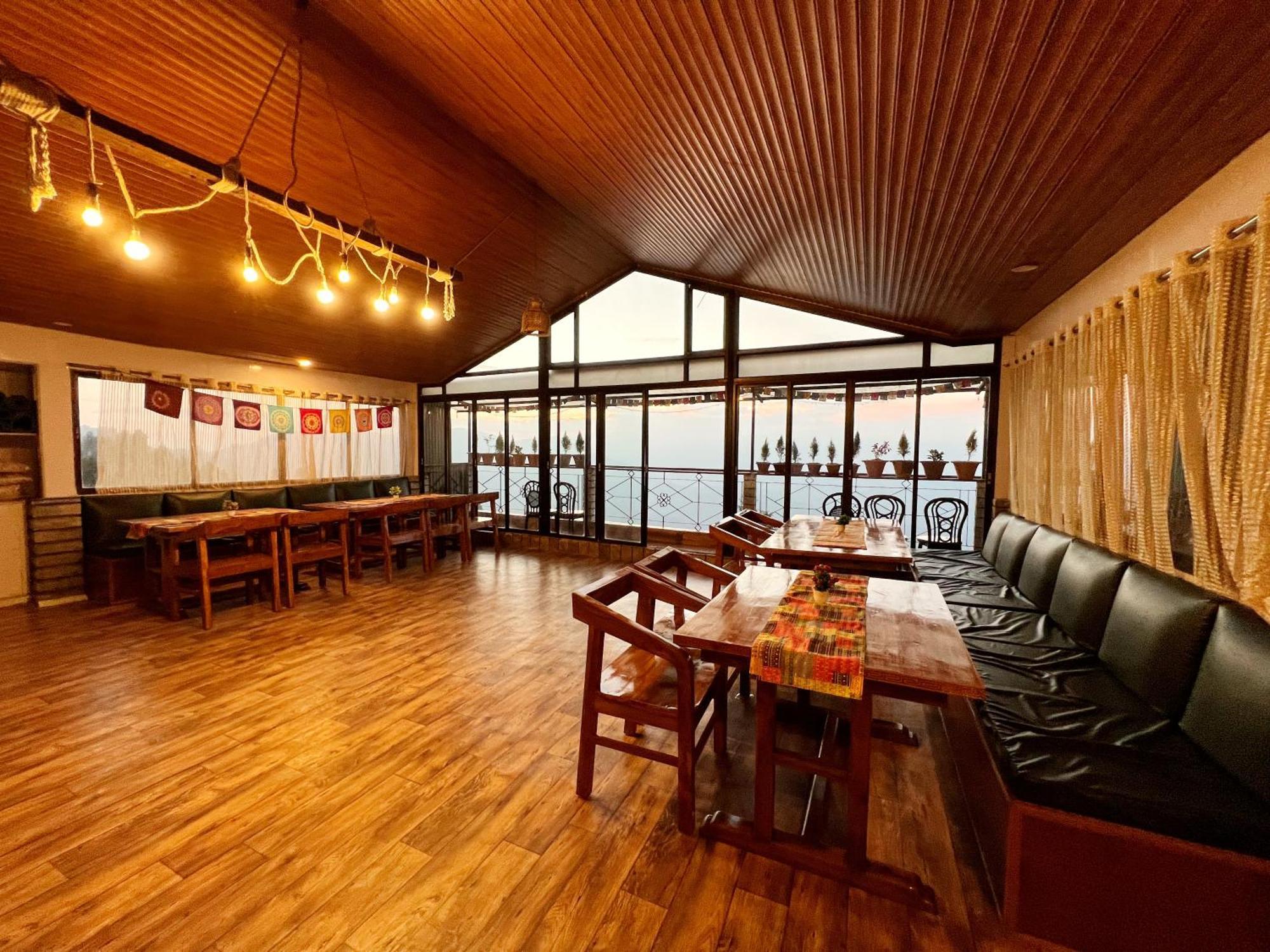 Darjeeling Heights - A Boutique Mountain View Homestay المظهر الخارجي الصورة