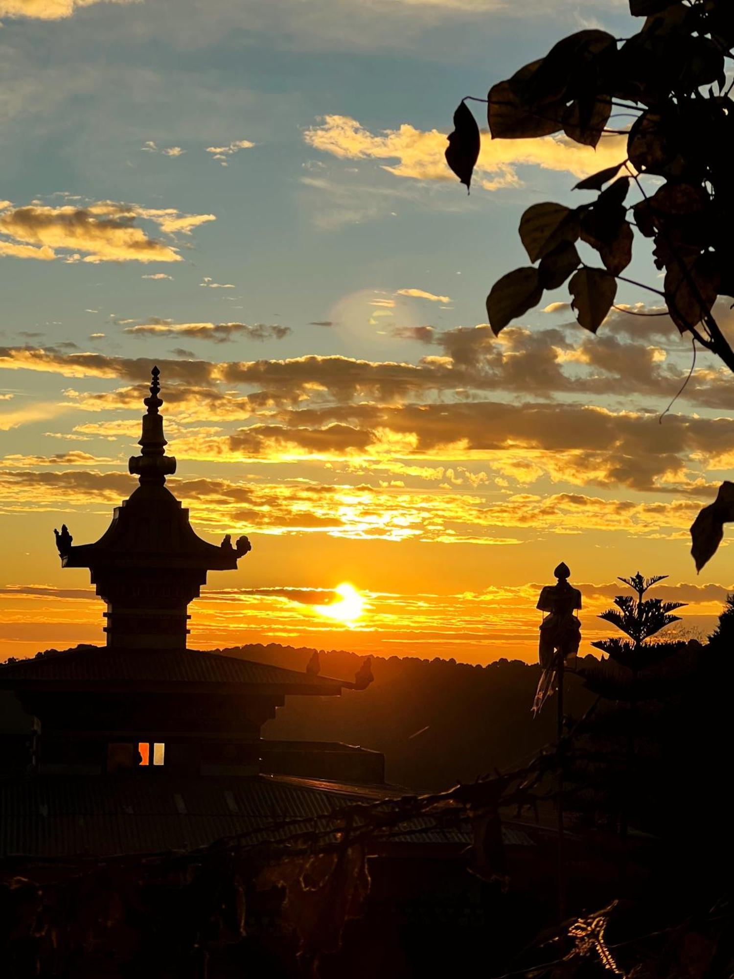 Darjeeling Heights - A Boutique Mountain View Homestay المظهر الخارجي الصورة